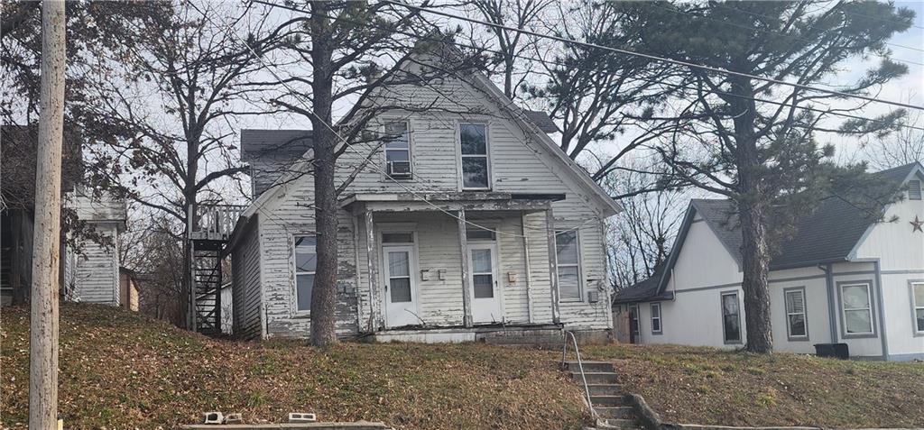 403 S Main Street Property Photo