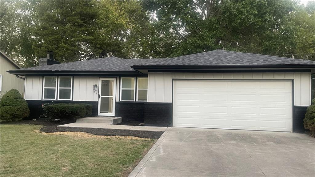 906 Ridge Drive Property Photo