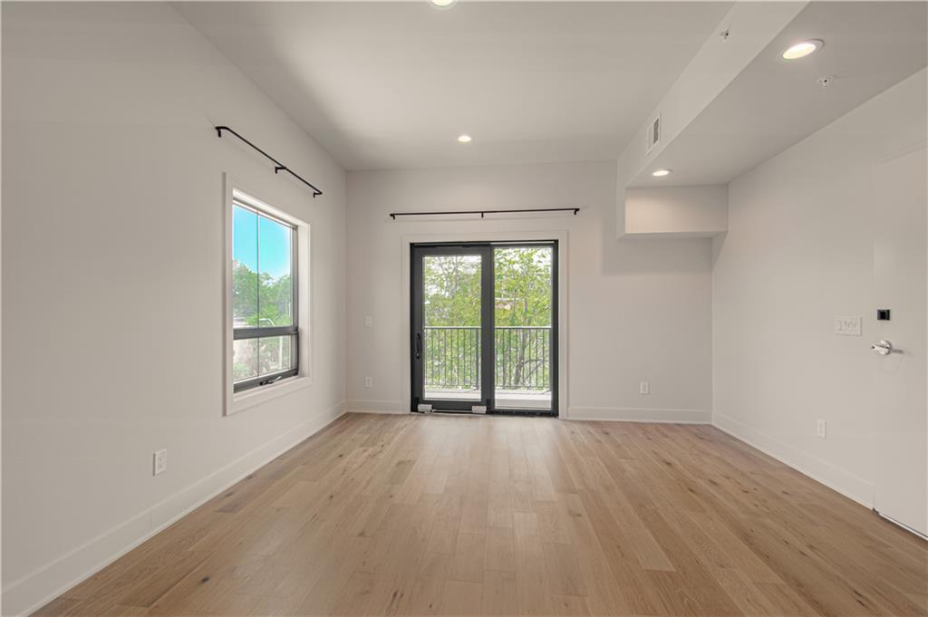 200 W Gregory Boulevard Property Photo 15