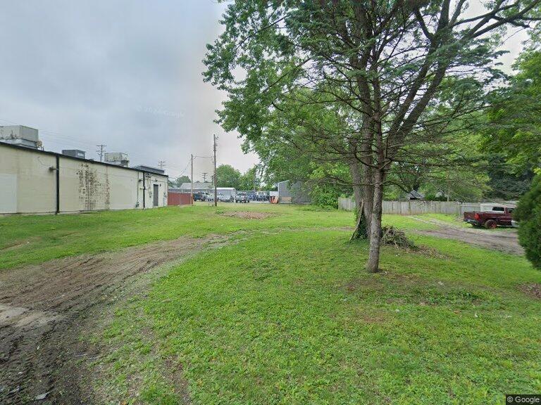2305 S Harris Avenue Property Photo