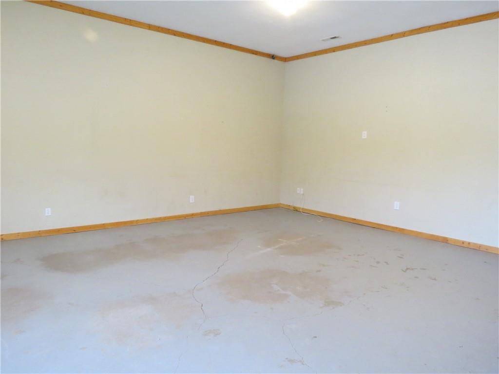 1201 N Alanthus Highway Property Photo 12