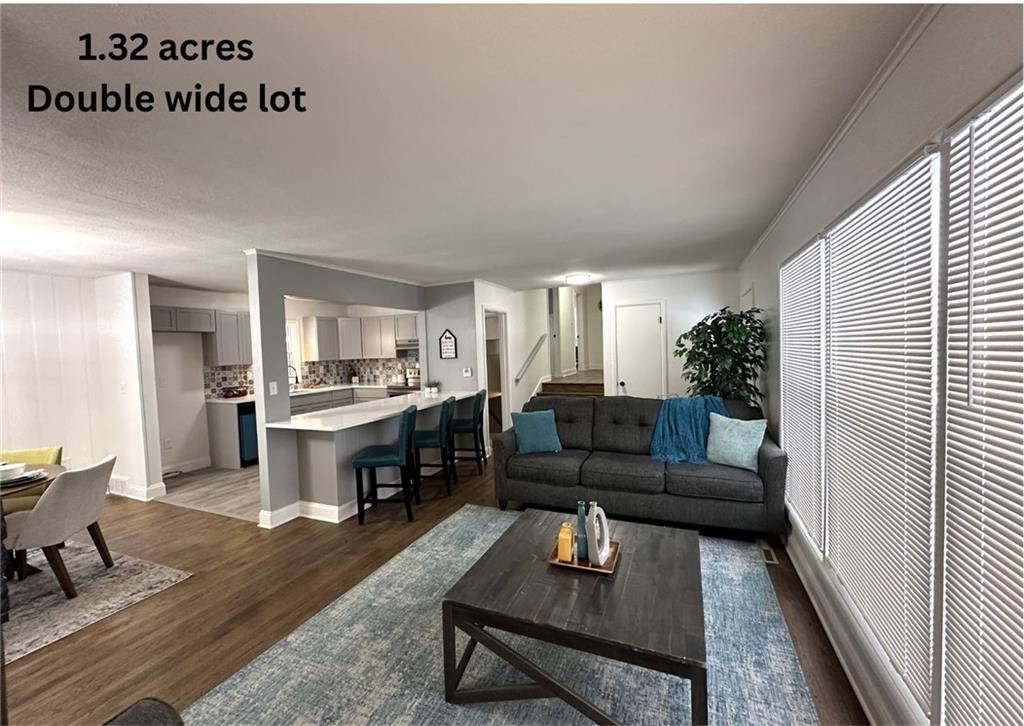 1319 W 25th Street Property Photo
