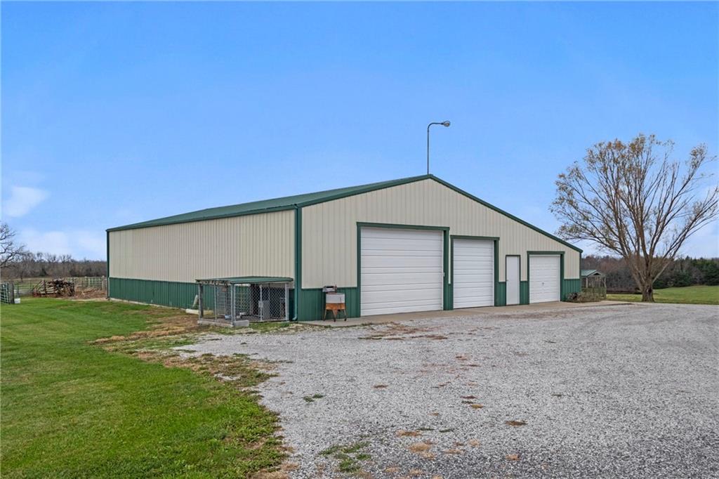 3600 Ne State Route W Rural Route Property Photo 6