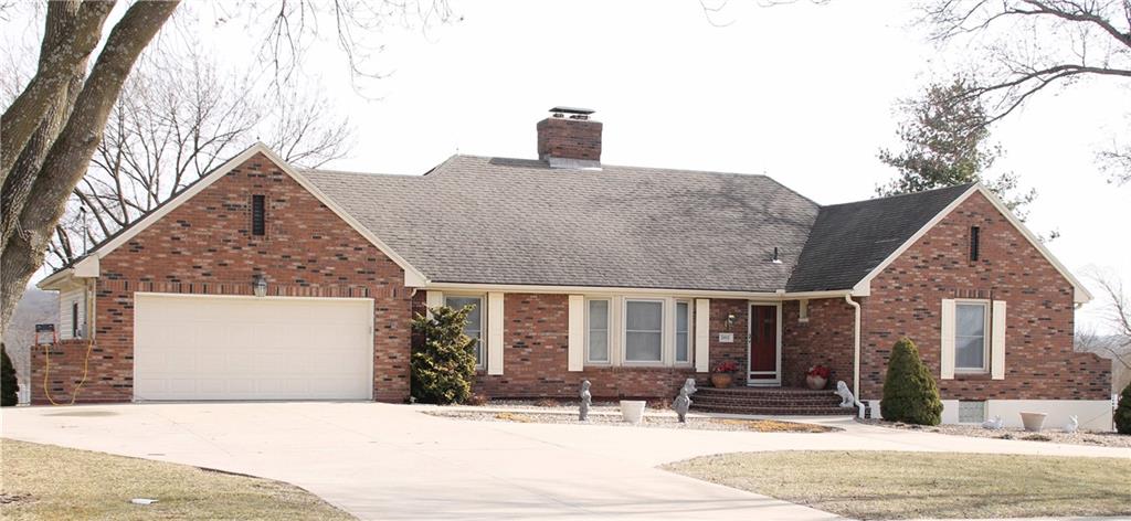 5913 Woodland Drive Property Photo