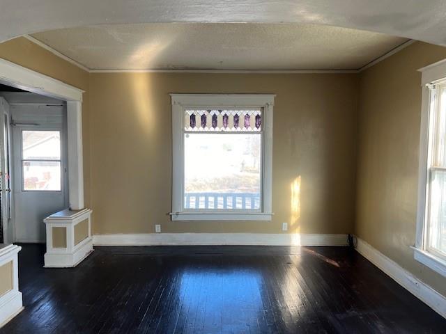 2848-2848 1/2 Sylvanie Street Property Photo 4