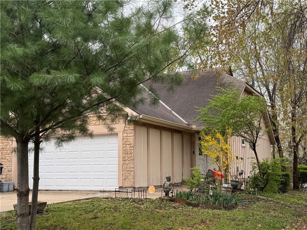 9215 E 85 Street Property Photo 1