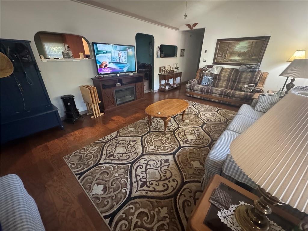 24112 Hickory N/a Property Photo 7