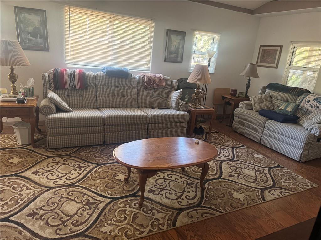 24112 Hickory N/a Property Photo 13