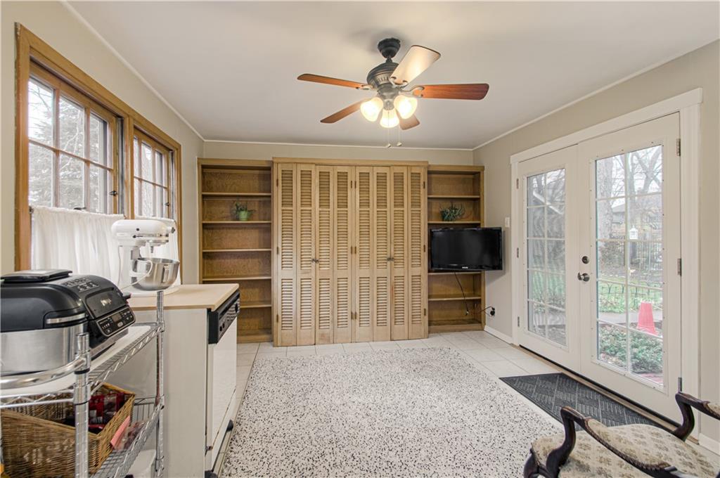 22 W 66th Street Property Photo 7