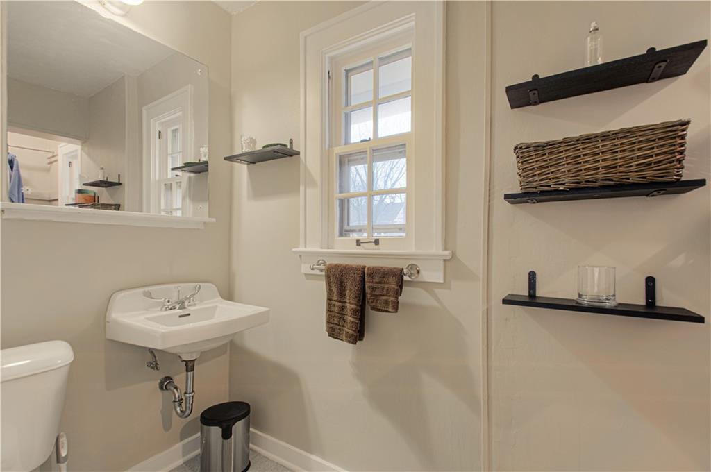 22 W 66th Street Property Photo 12