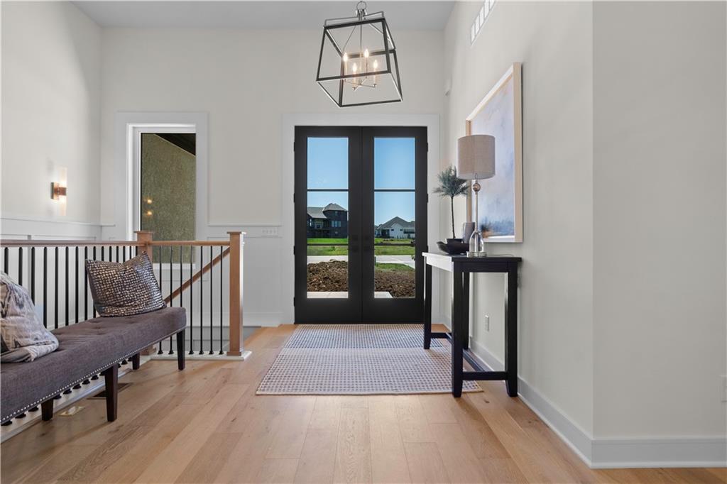 2504 Ne Woodland Oak Circle Property Photo 5