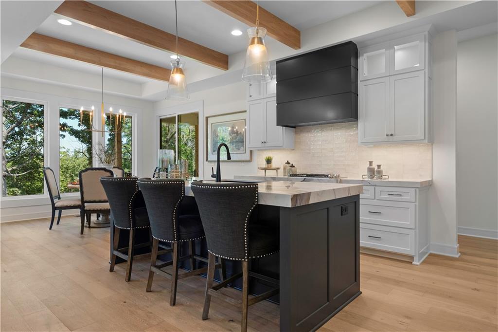 2504 Ne Woodland Oak Circle Property Photo 12