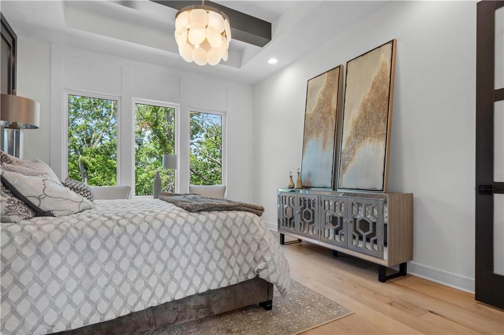 2504 Ne Woodland Oak Circle Property Photo 28