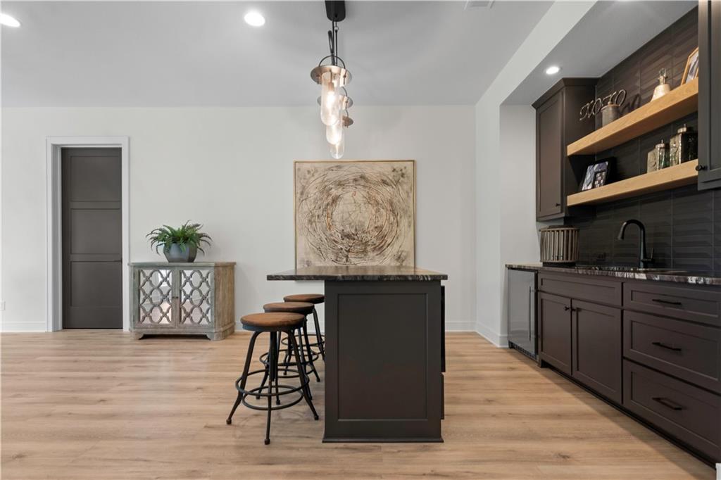 2504 Ne Woodland Oak Circle Property Photo 44