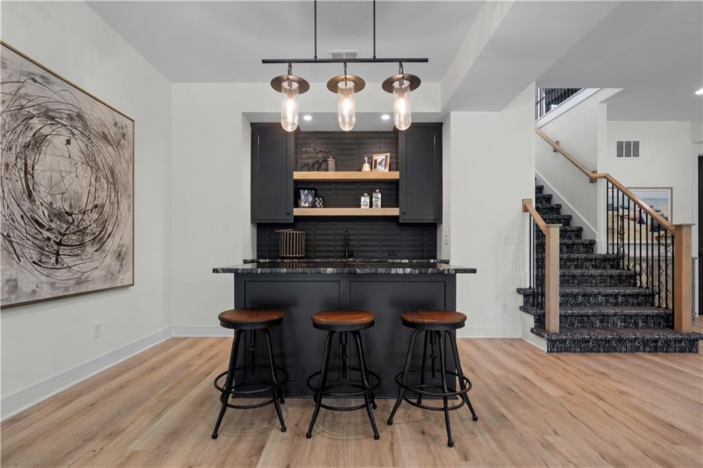 2504 Ne Woodland Oak Circle Property Photo 45