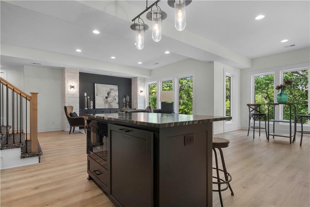 2504 Ne Woodland Oak Circle Property Photo 46