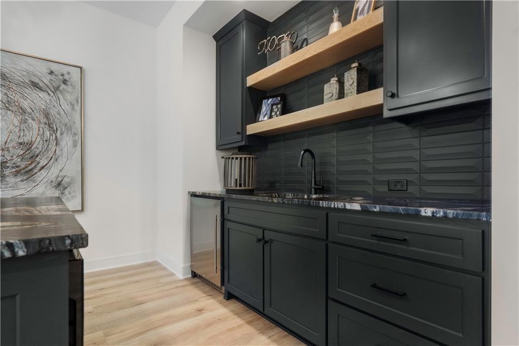 2504 Ne Woodland Oak Circle Property Photo 47