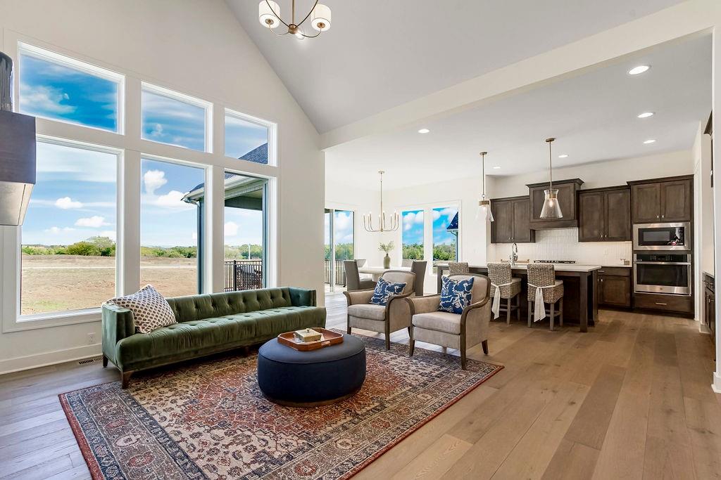 17312 Oakshire Street Property Photo