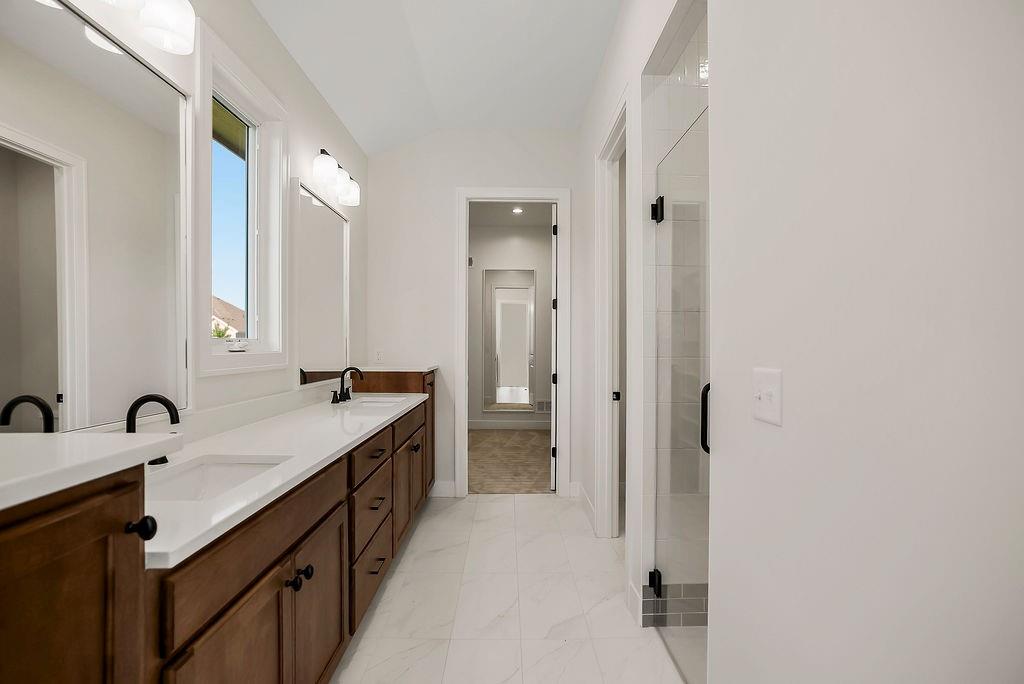 17312 Oakshire Street Property Photo 21