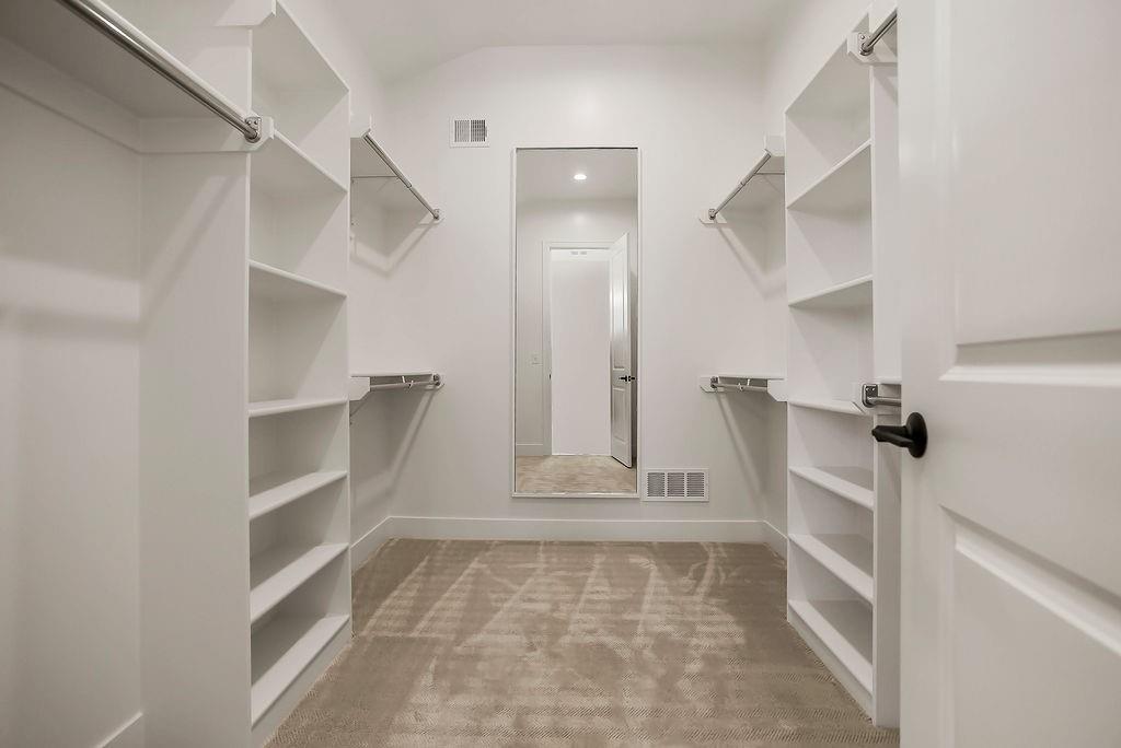 17312 Oakshire Street Property Photo 24