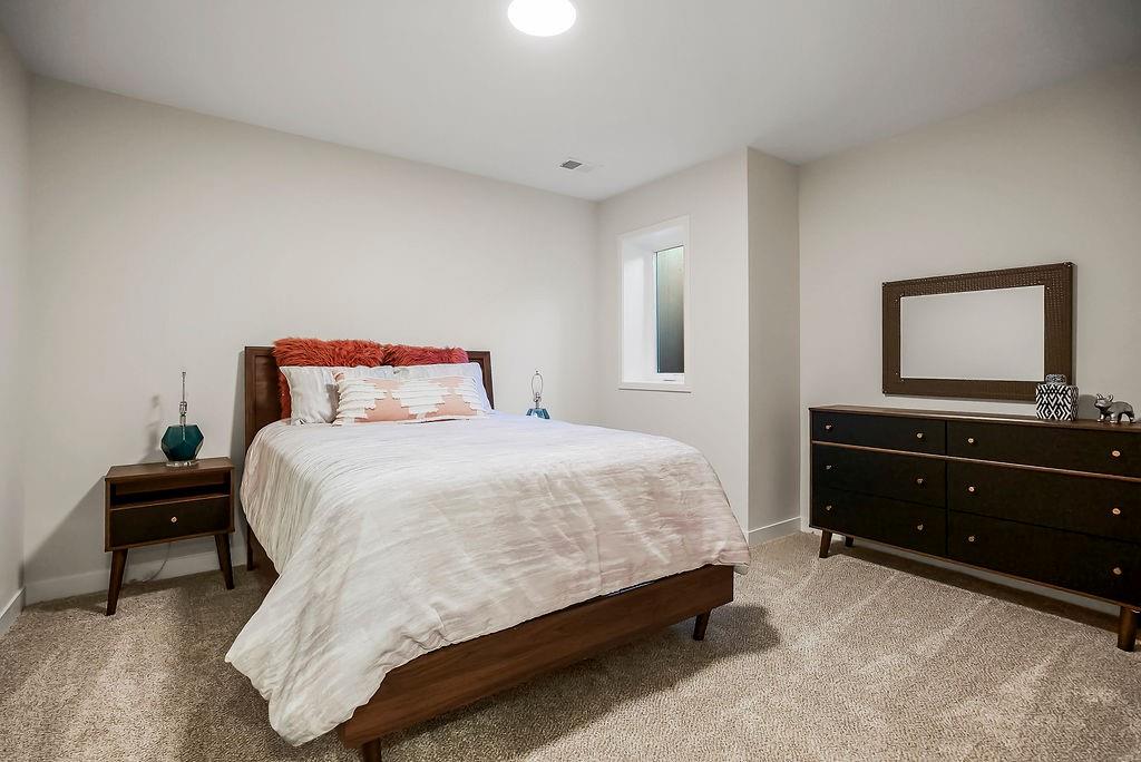 17312 Oakshire Street Property Photo 29