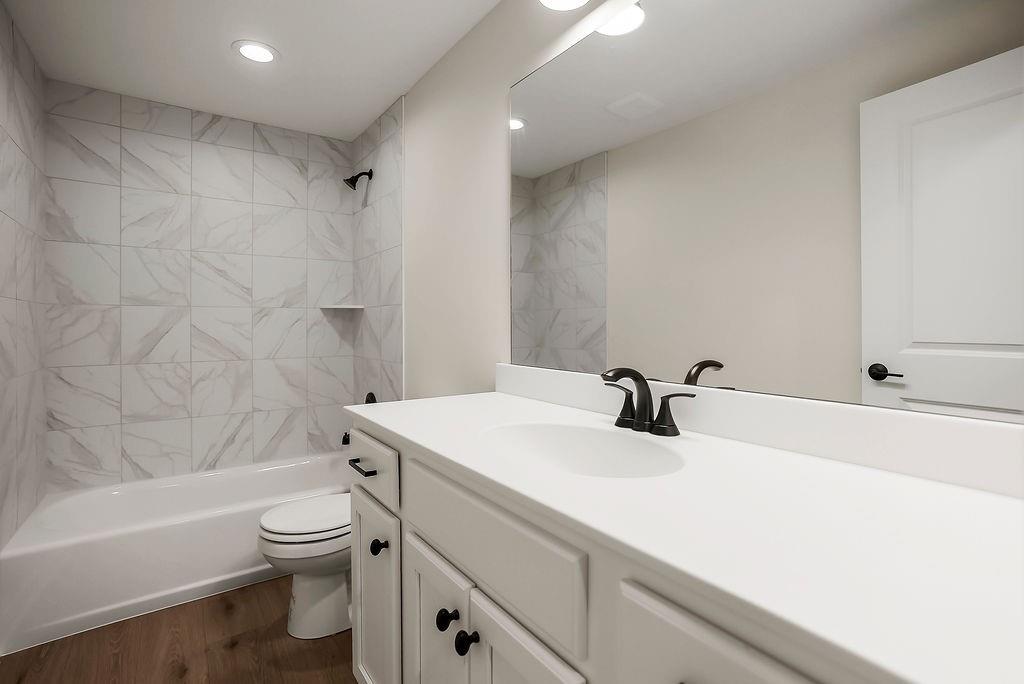 17312 Oakshire Street Property Photo 30