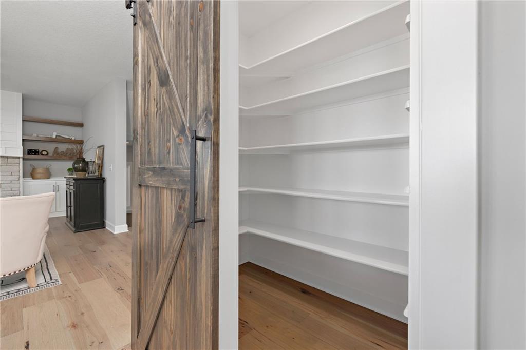 16875 Norton Street Property Photo 25
