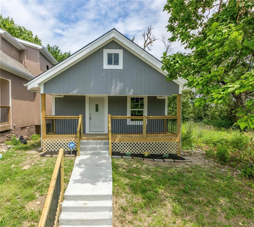 4233 Euclid Avenue Property Photo