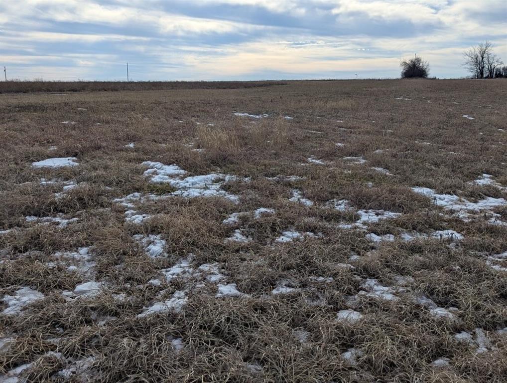 Ne 1800 Road Property Photo 2