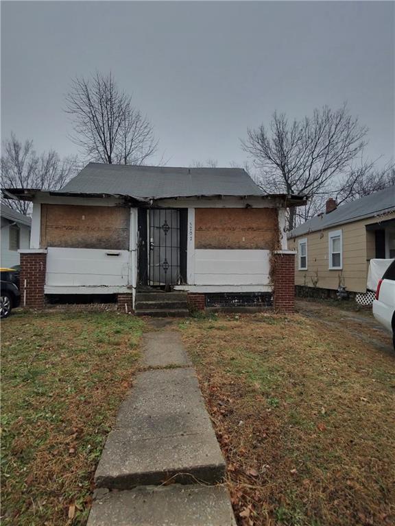 5707 Wabash Avenue Property Photo