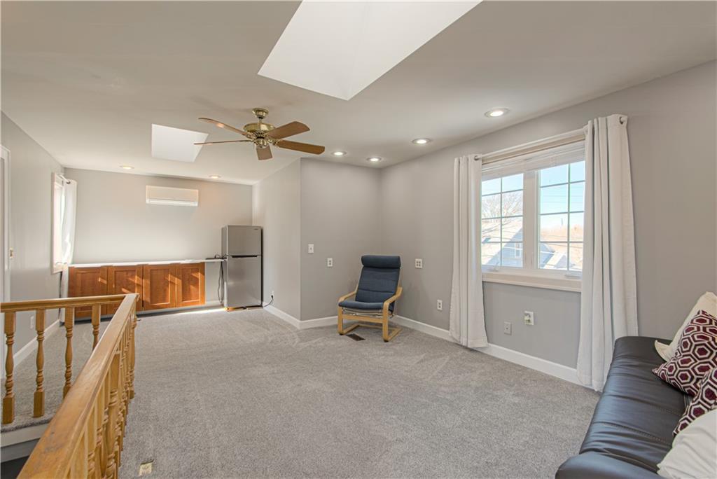 300 E 67th Street Property Photo 21