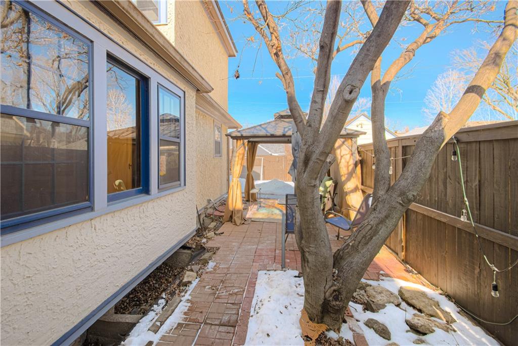 300 E 67th Street Property Photo 37
