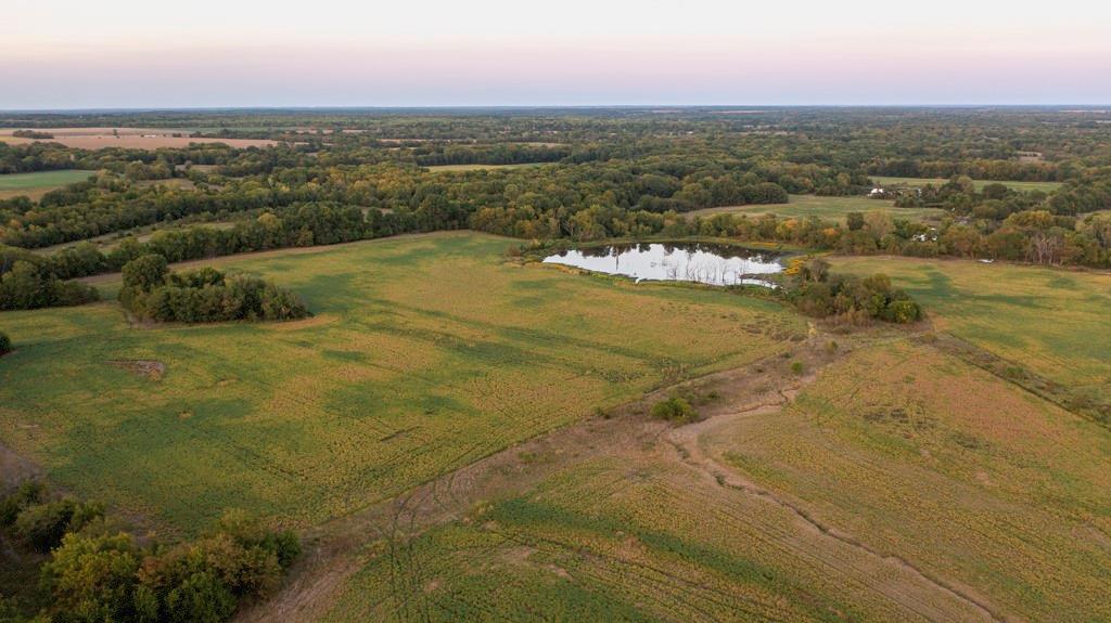 East 600 Rd Road Property Photo 6