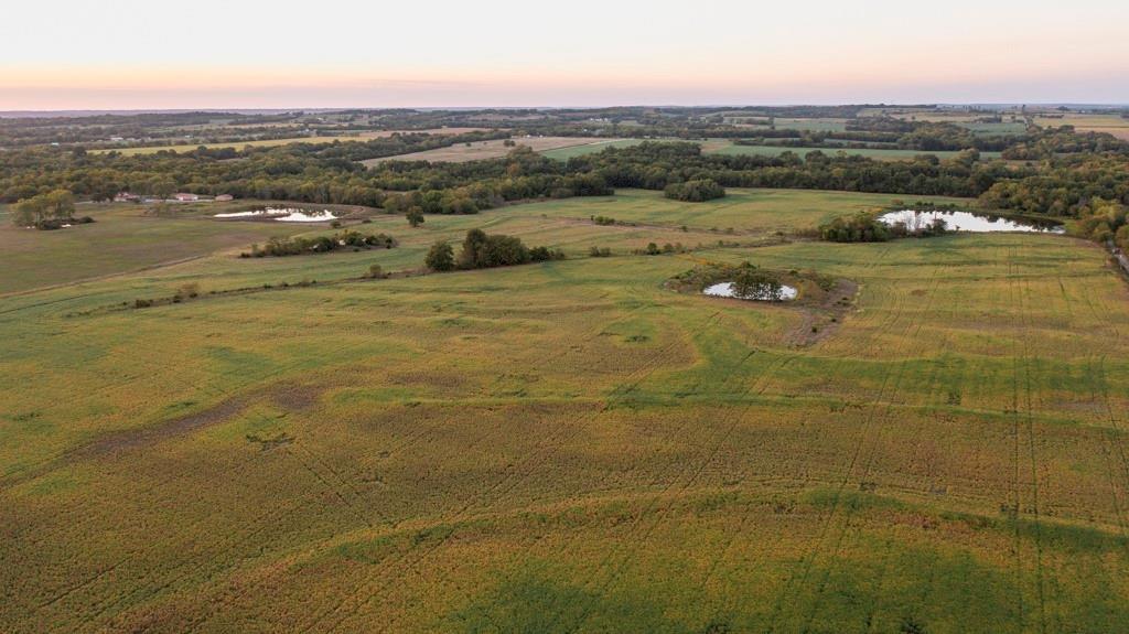 East 600 Rd Road Property Photo 28