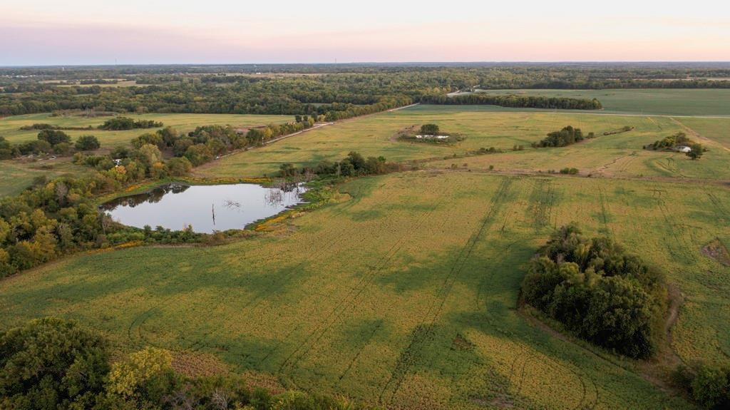 East 600 Rd Road Property Photo 35