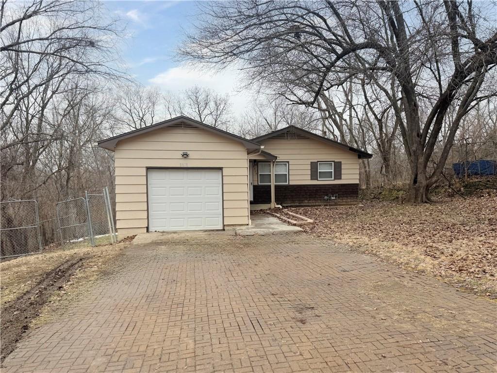 8618 E 32nd Street Property Photo