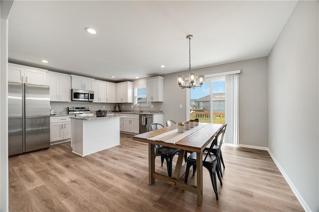 707 Wood Sage Court Property Photo 10