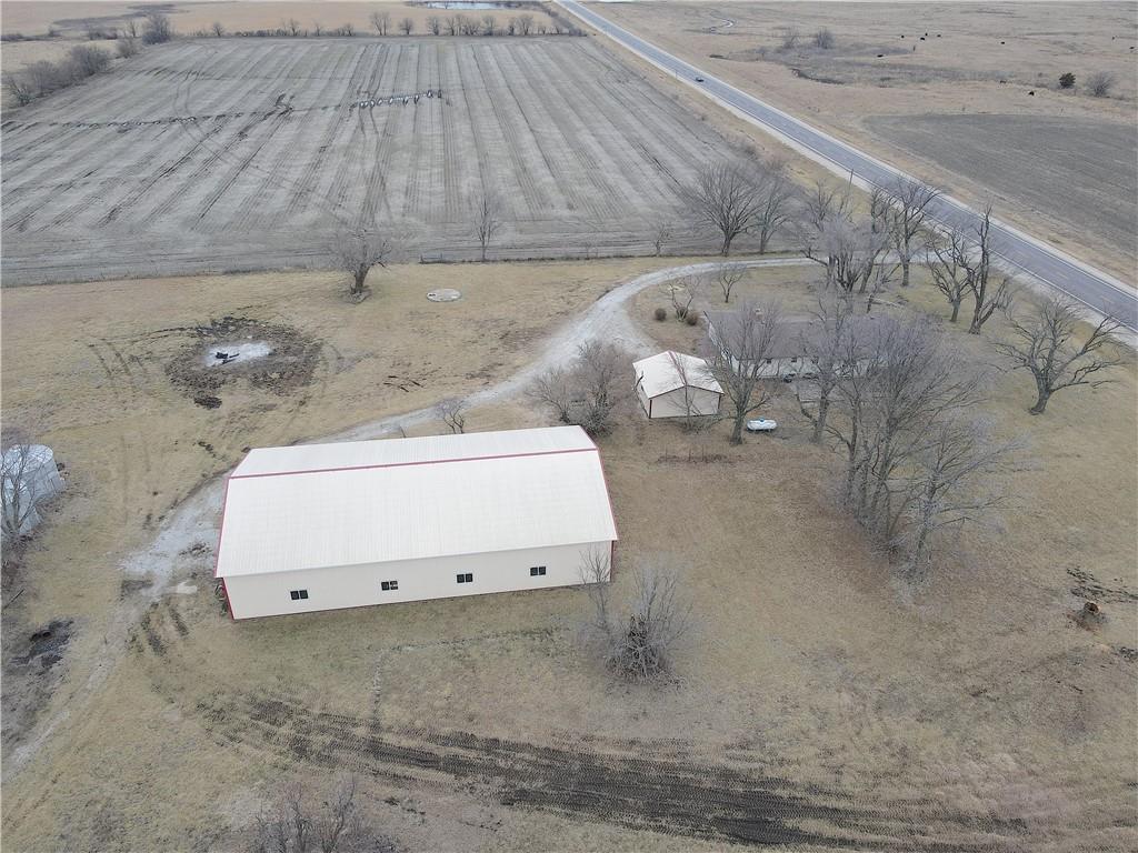 16702 S 59 Highway Property Photo 9