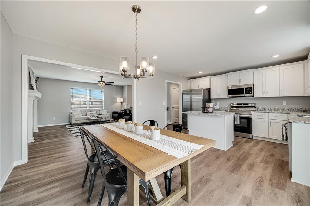 504 Foxglove Lane Property Photo 11