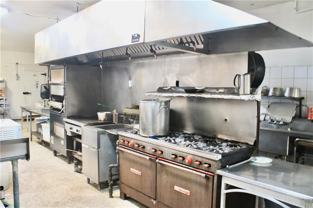 5012 State Avenue Property Photo 8