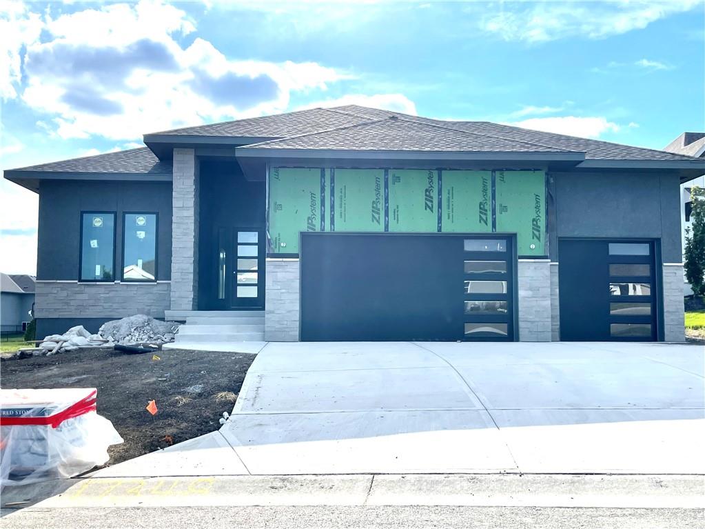 17348 Richards Street Property Photo