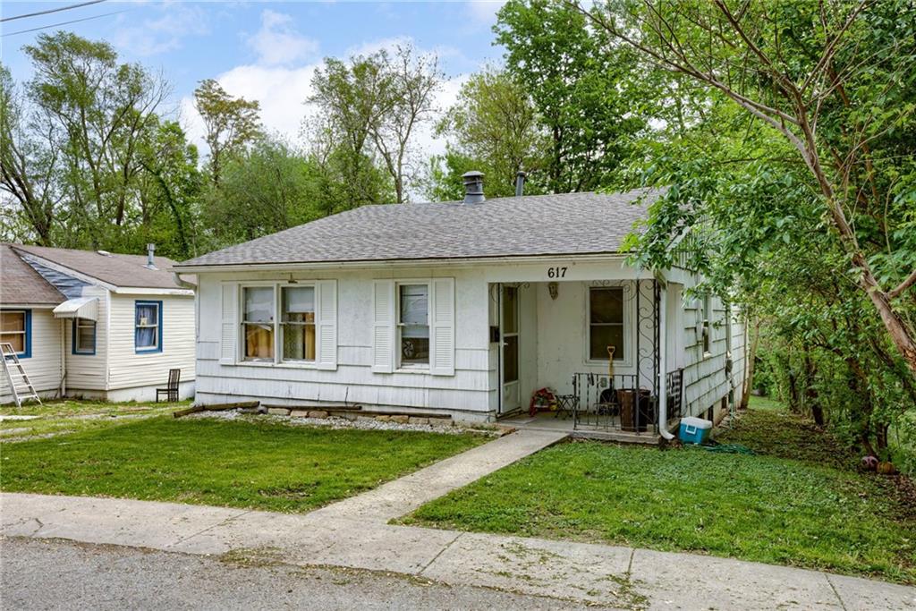 617 S Lake Drive Property Photo