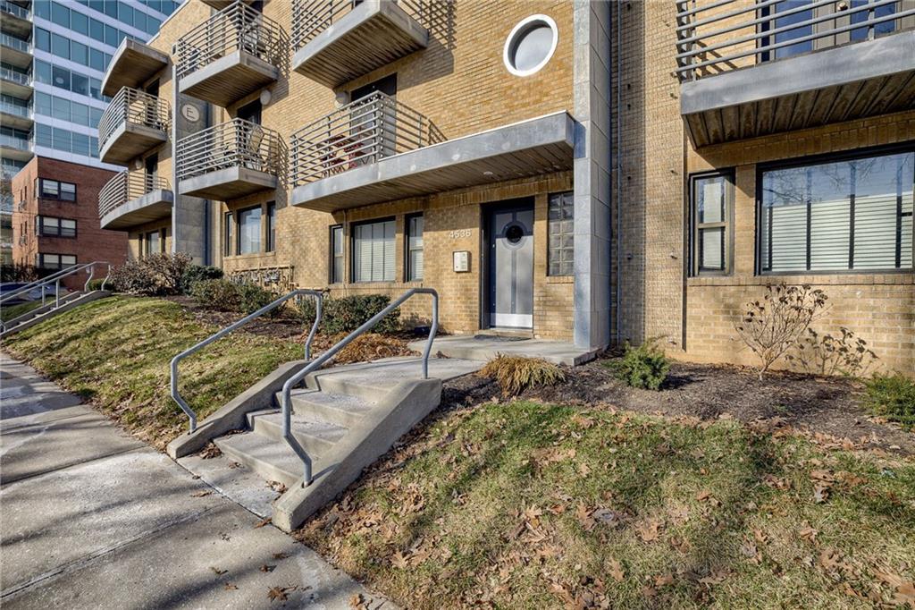 4536 Broadway Boulevard Property Photo