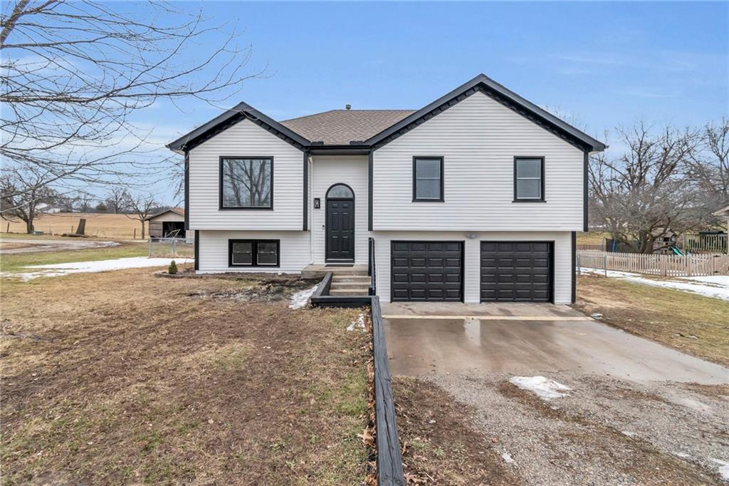 1303 S Oak Street Property Photo