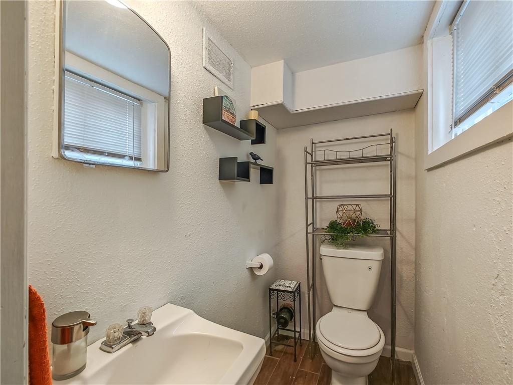 9105 W 99th Terrace Property Photo 17