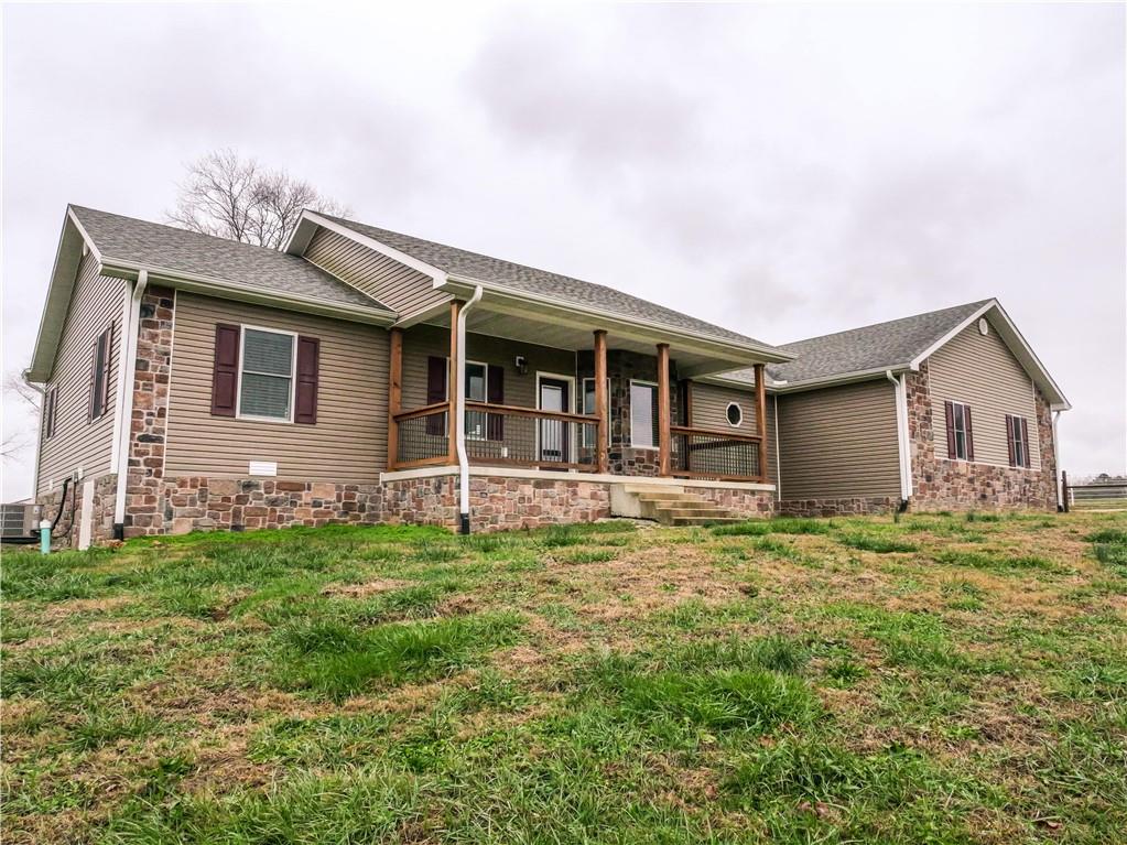 Y Highway Property Photo 4