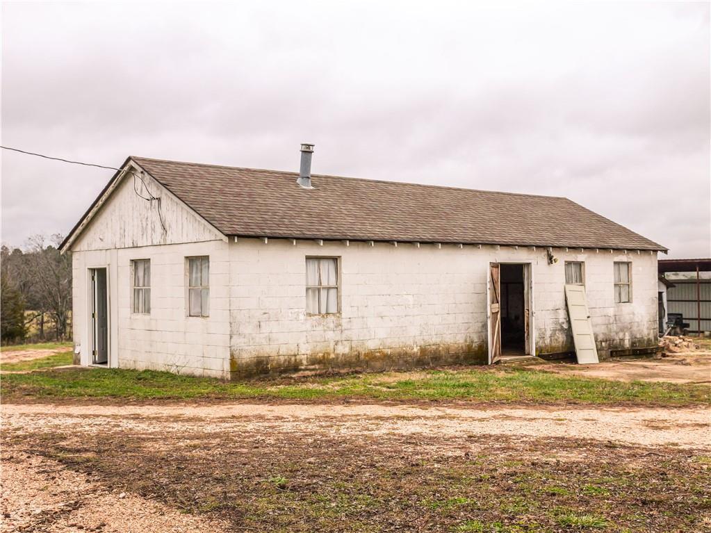 Y Highway Property Photo 20