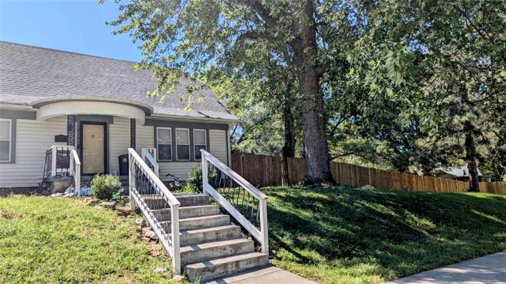 2103 E 74th Street Property Photo