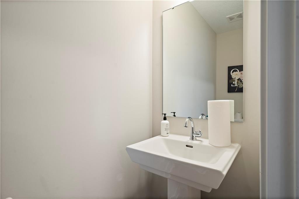 12610 S Burrows Street Property Photo 10