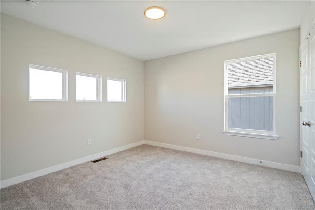 12610 S Burrows Street Property Photo 23